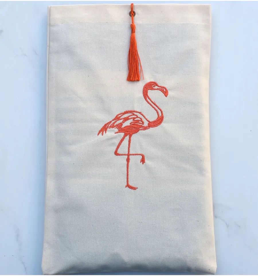 Beutel hellbeiger personalisierter mit orangefarbenem Flamingo und Bommel Fouta Tunisia - 1