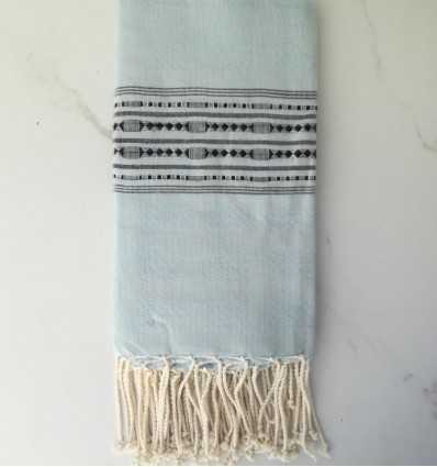 Fouta thalasso bleu avec motifs bleu noir 